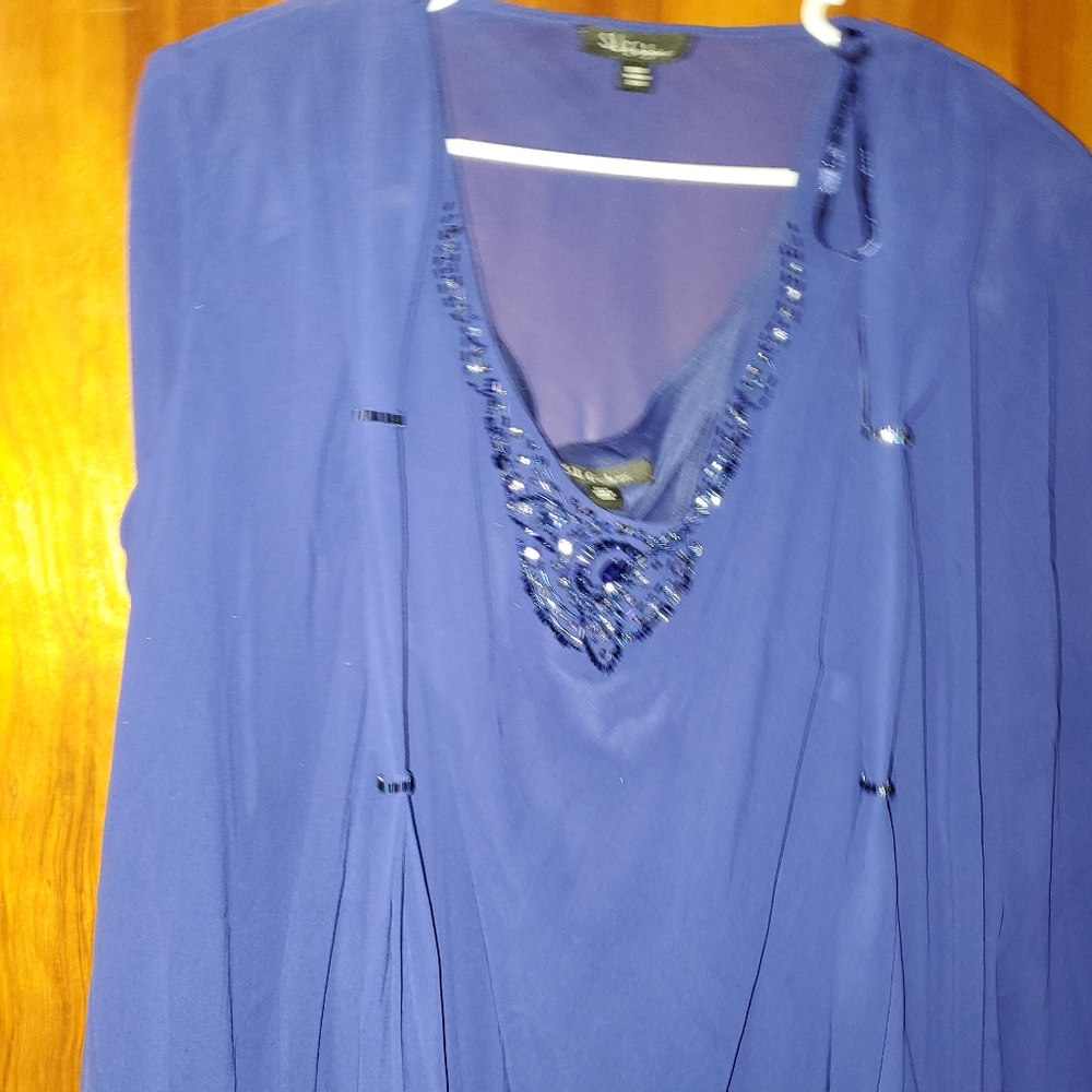 Beautiful 2 piece Royal Blue 👗